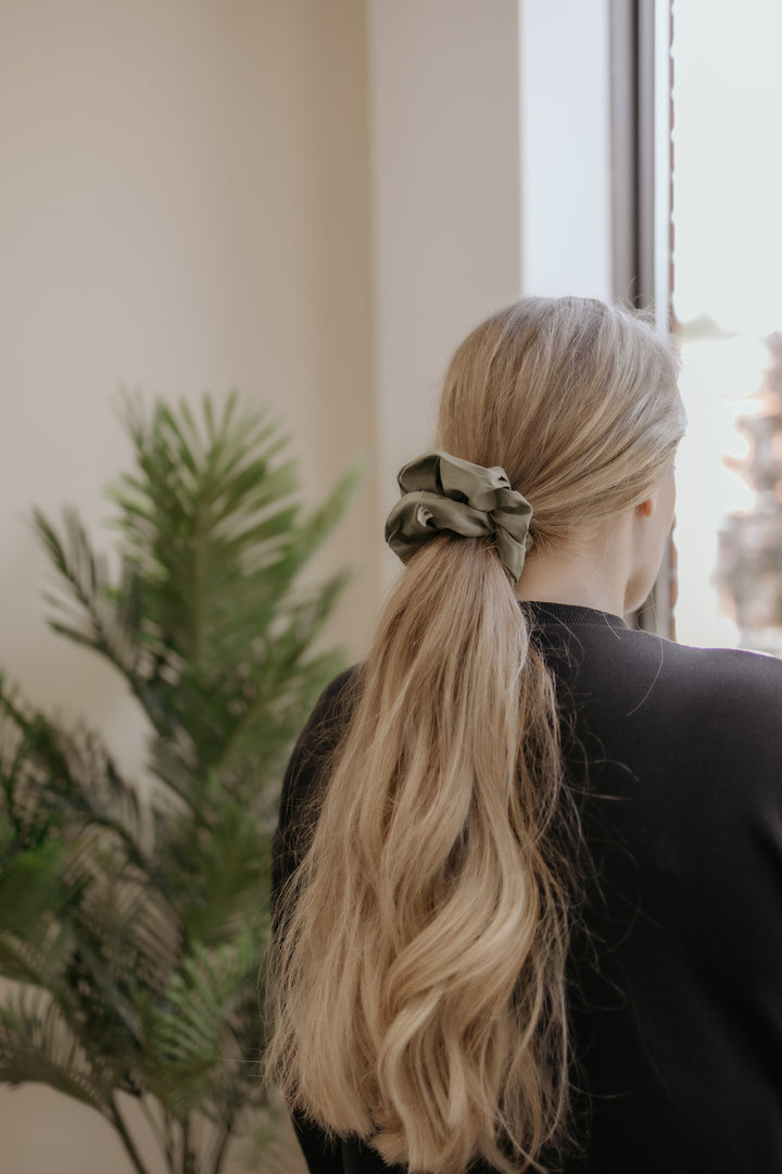 XL Scrunchie - Olive