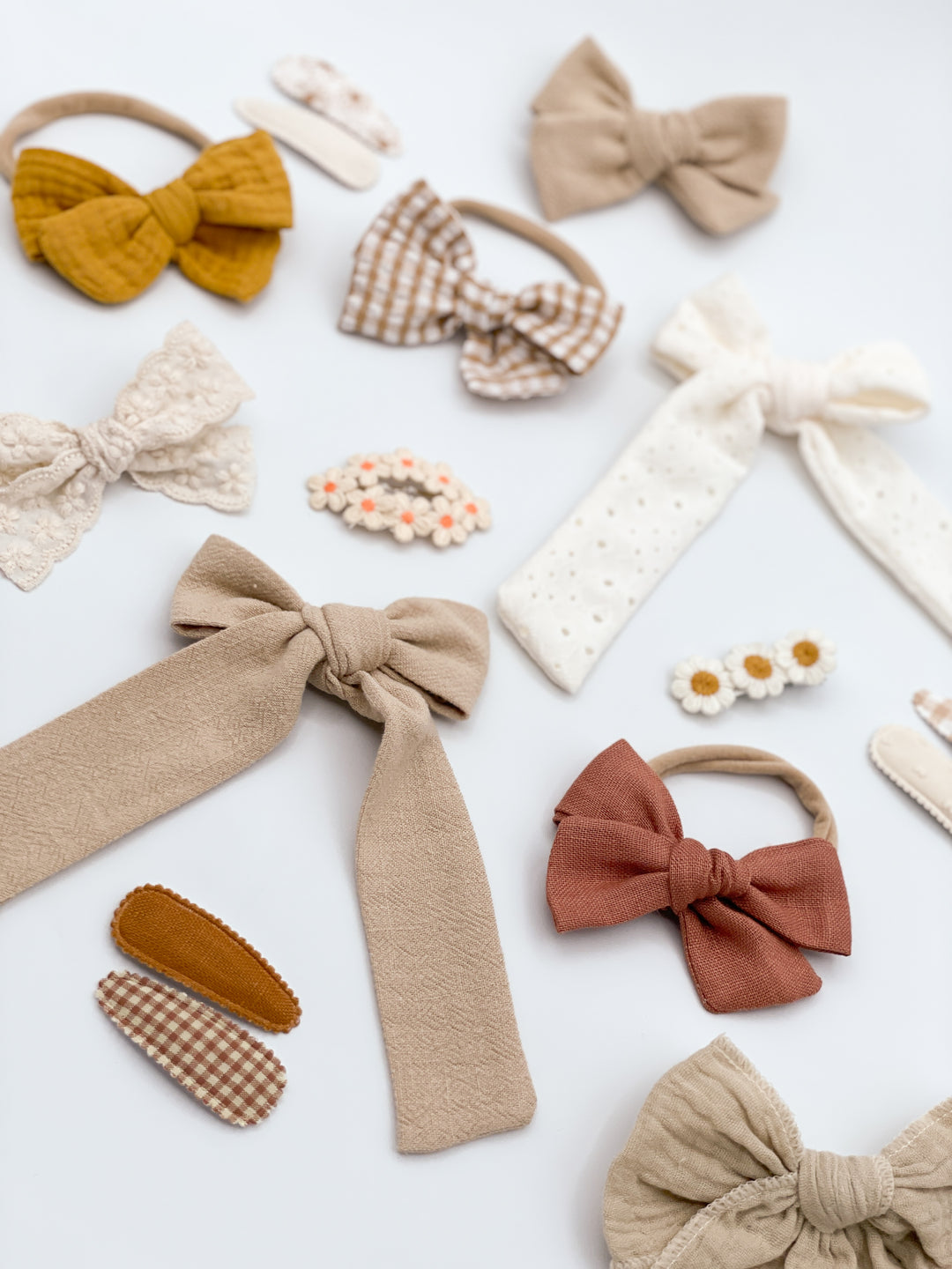 Linen Bow